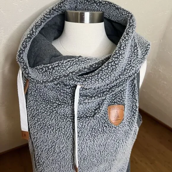 Wanakome Sherpa Vest Womens Medium Heather Gray Wool Asymmetrical Zip Hooded - Picture 4 of 10